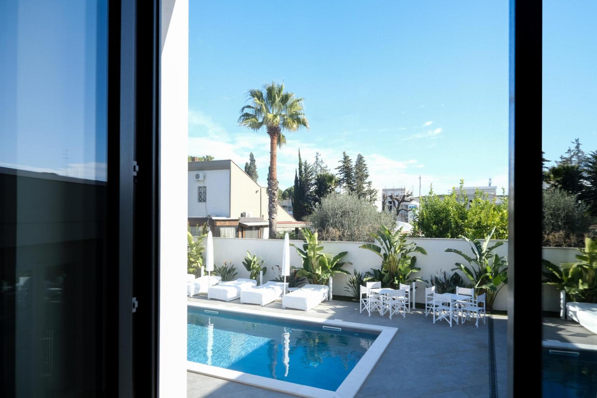 Dimora Giulia Hotel Бари Екстериор снимка
